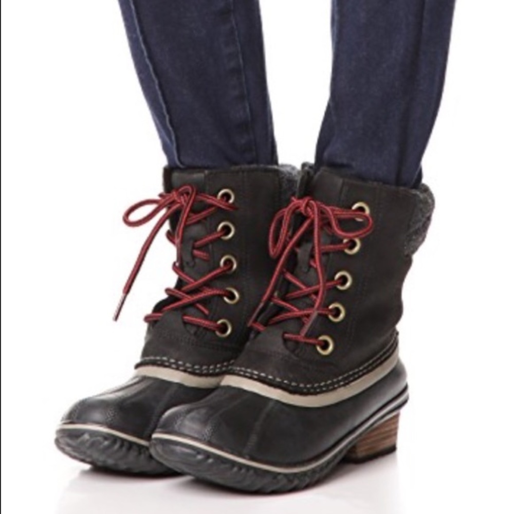 Sorel Black Short Slimpack Ankle Boots sz 6.5